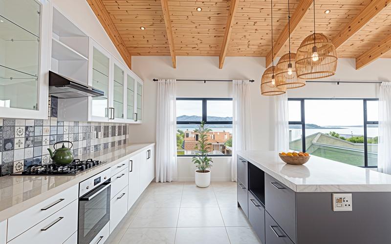 5 Bedroom Property for Sale in Myburgh Park Western Cape